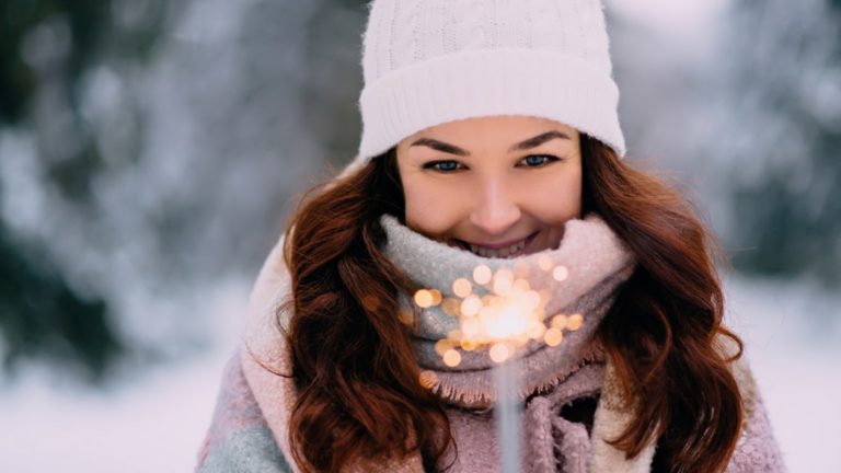 9 Gifts for Your Friend Whose Birthday Happens To Be In Winters