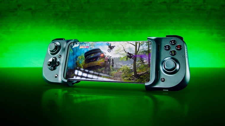 Razer iPhone Kishi delivered with "free" Xbox Game Pass Ultimate trial