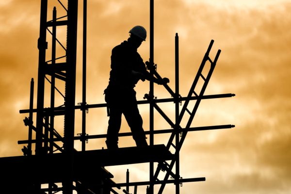 WORKERS SAFE FROM FALLS AND HEIGHTS